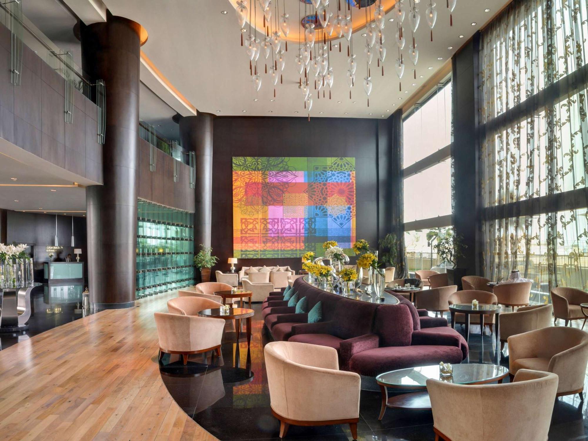 Sofitel Al Khobar The Corniche Hotel Exterior photo The Bar